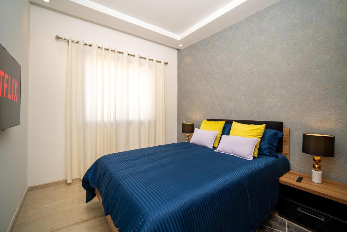 Welcome To Casa Luxe 3 King Beds Near Cfc & Tram